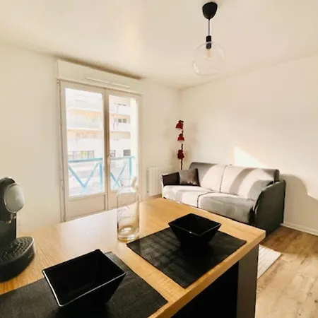 Bright Near The Port Of * La Rochelle (Charente-Maritime)